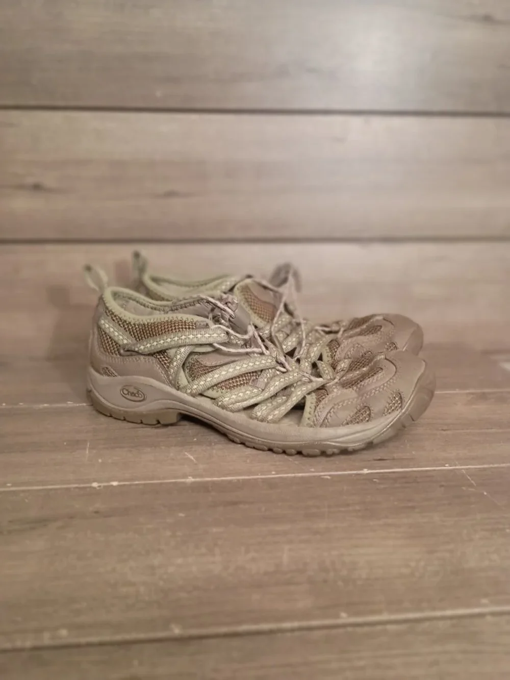 Chaco Fern Performance Footwear Women Hiking Shoes Size 8.5 J104356